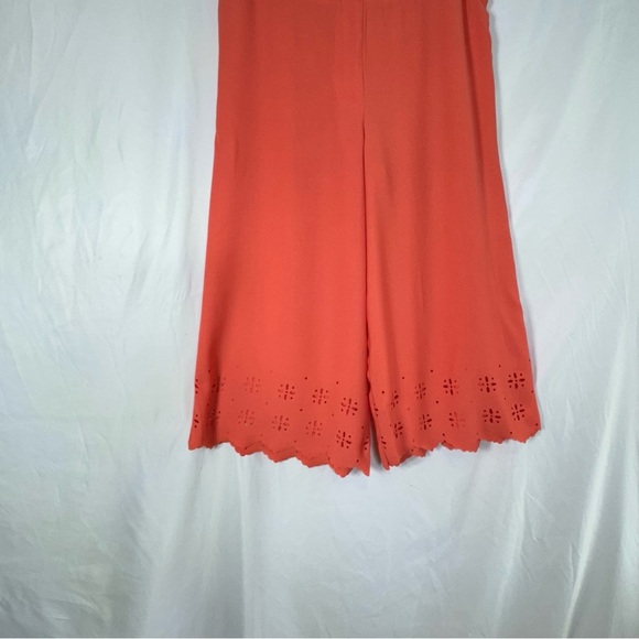 Cato Coral Scallop Edge Laser Cut Culottes - Picture 2 of 6